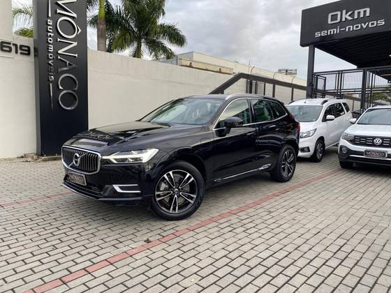 VOLVO XC60 2.0 T8 HYBRID MOMENTUM AWD GEARTRONIC